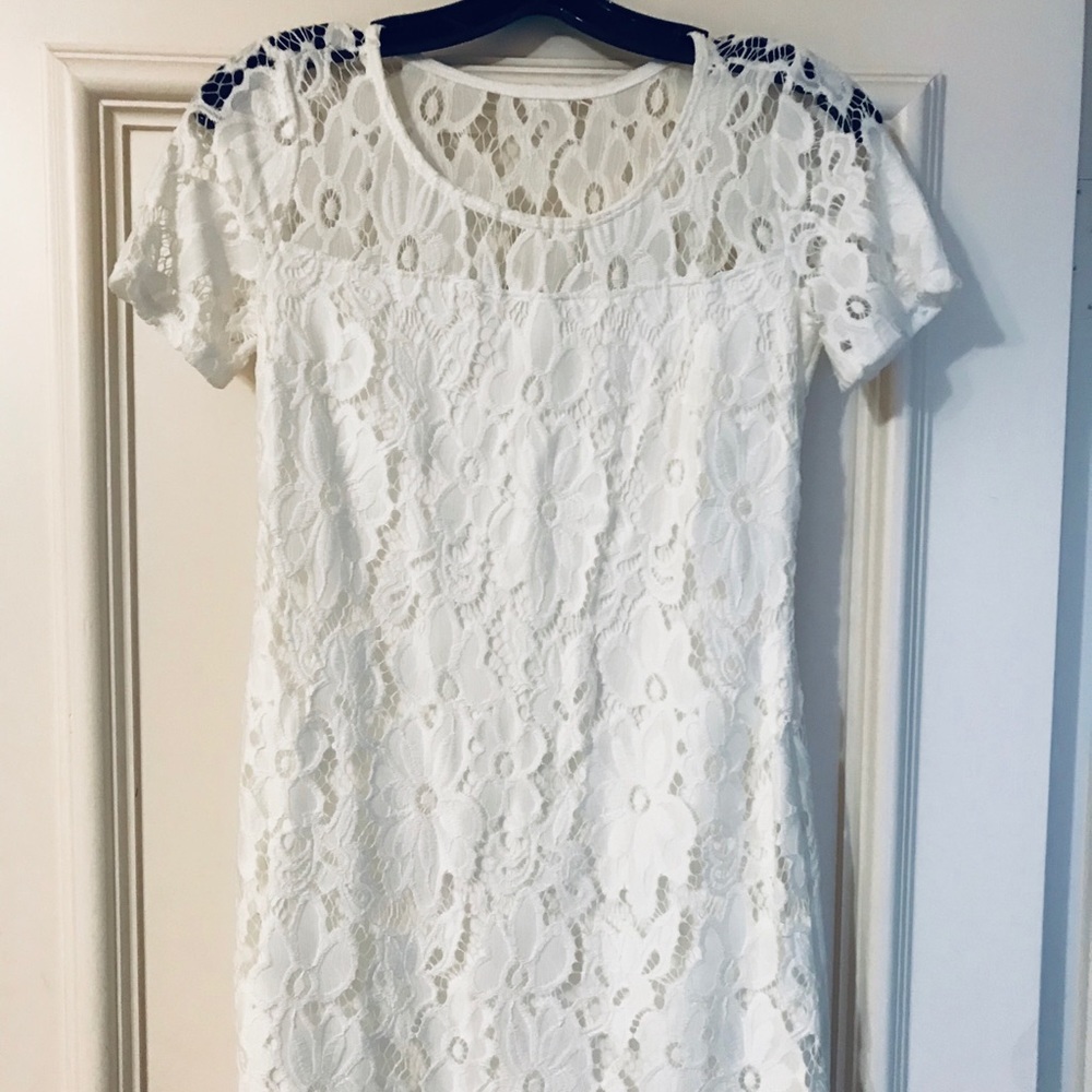 NWOT Hollister Short Sleeve Lace Sheath Dress